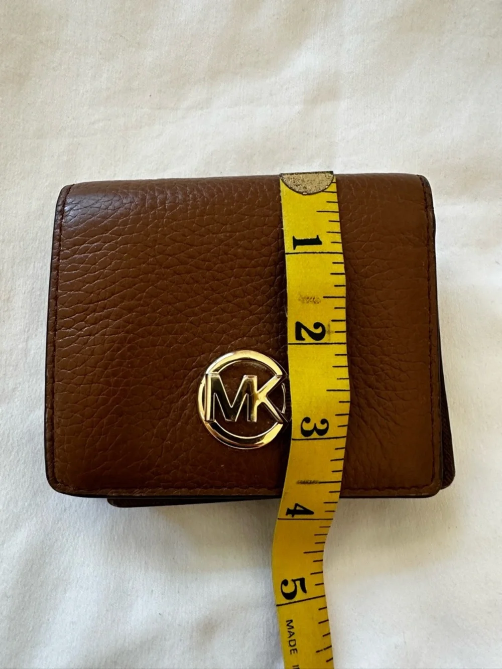Michael Kors Brown Pebbled Leather Bifold Wallet Zip Coin Pocket Gold Logo